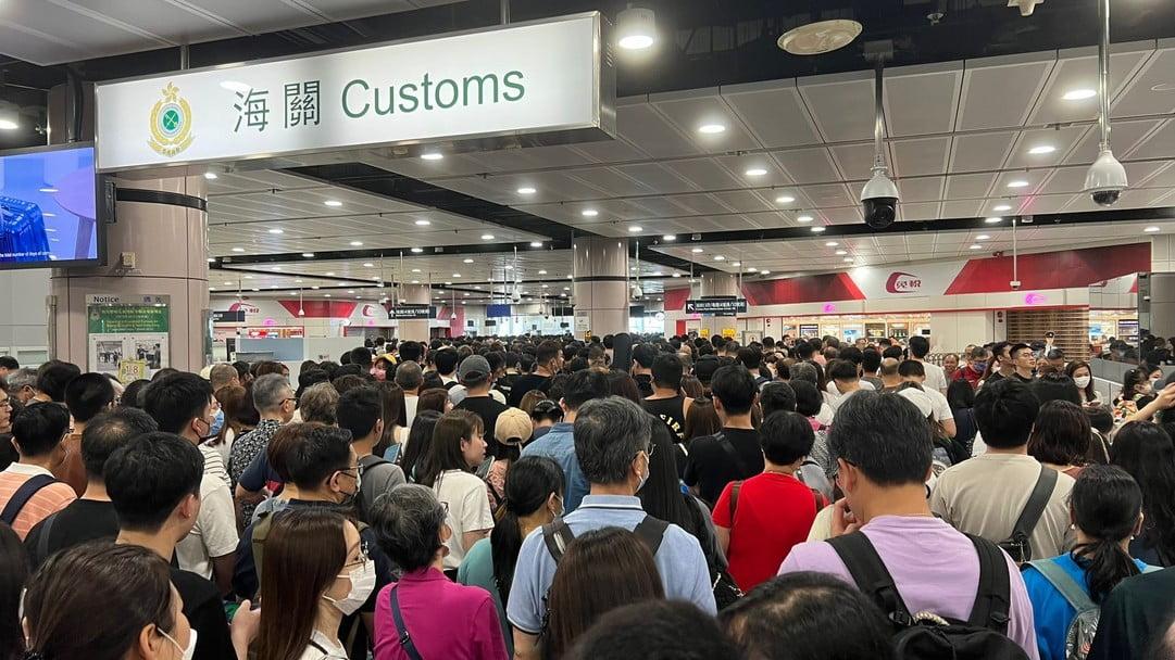 港人北上消費有幾熱？深圳陸路口岸單日客流逼近百萬　國慶假期掀跨境出行熱潮