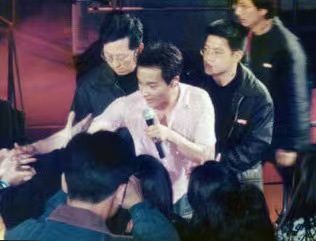 張國榮70歲冥誕紀念活動延續！文化博物館辦音樂分享會　昔日合作夥伴重溫「哥哥」藝術人生